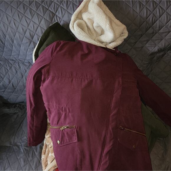 COFFEE SHOP NWT WOMENS FAUX SHERPA LINED WATER REPELLENT WINTER PARKA. SIZE MED - Picture 1 of 5